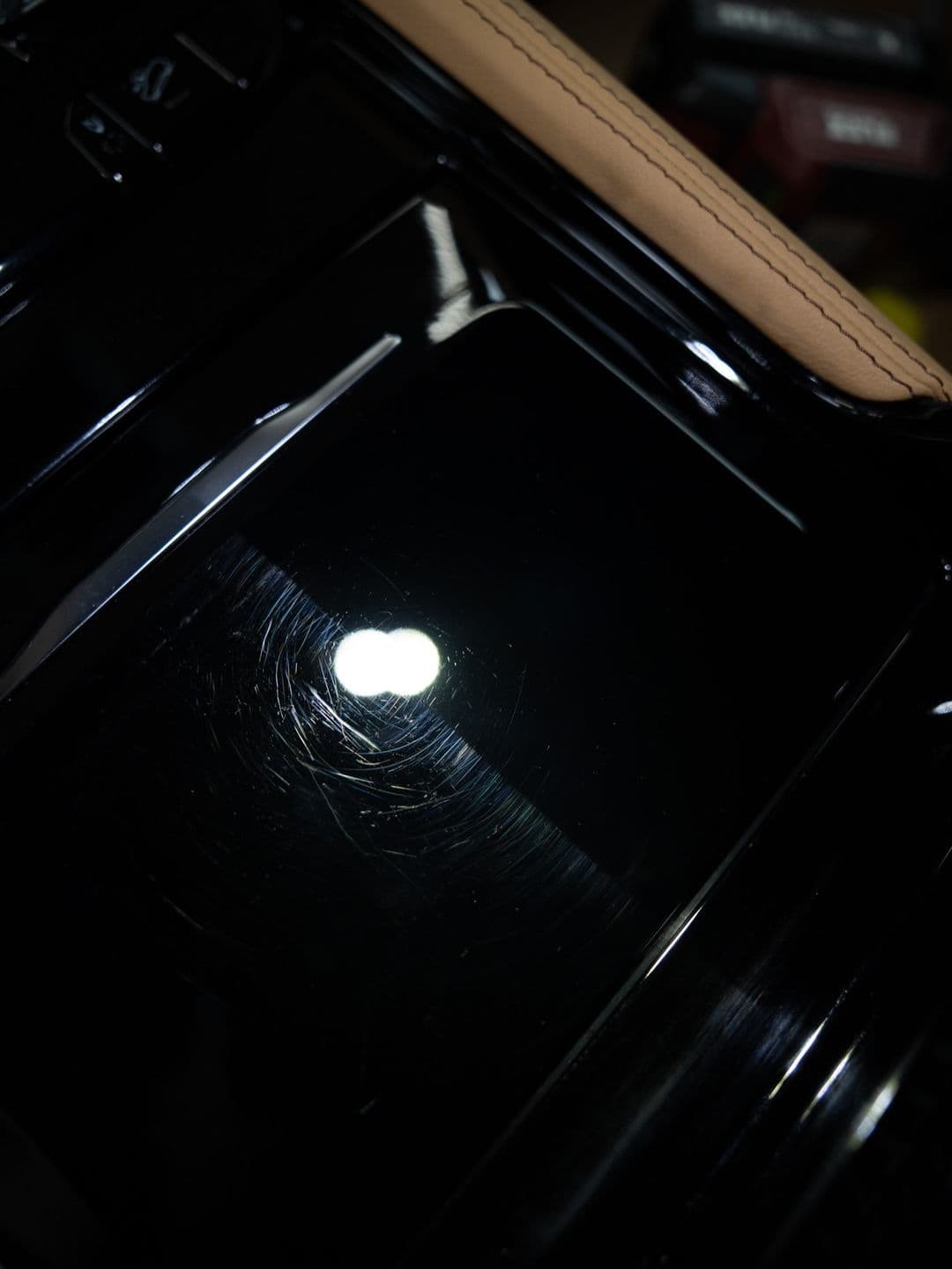 Jeep Grand Cherokee Summit, in & out maintenance + gloss trim correction at Woks Detailing, photo 3
