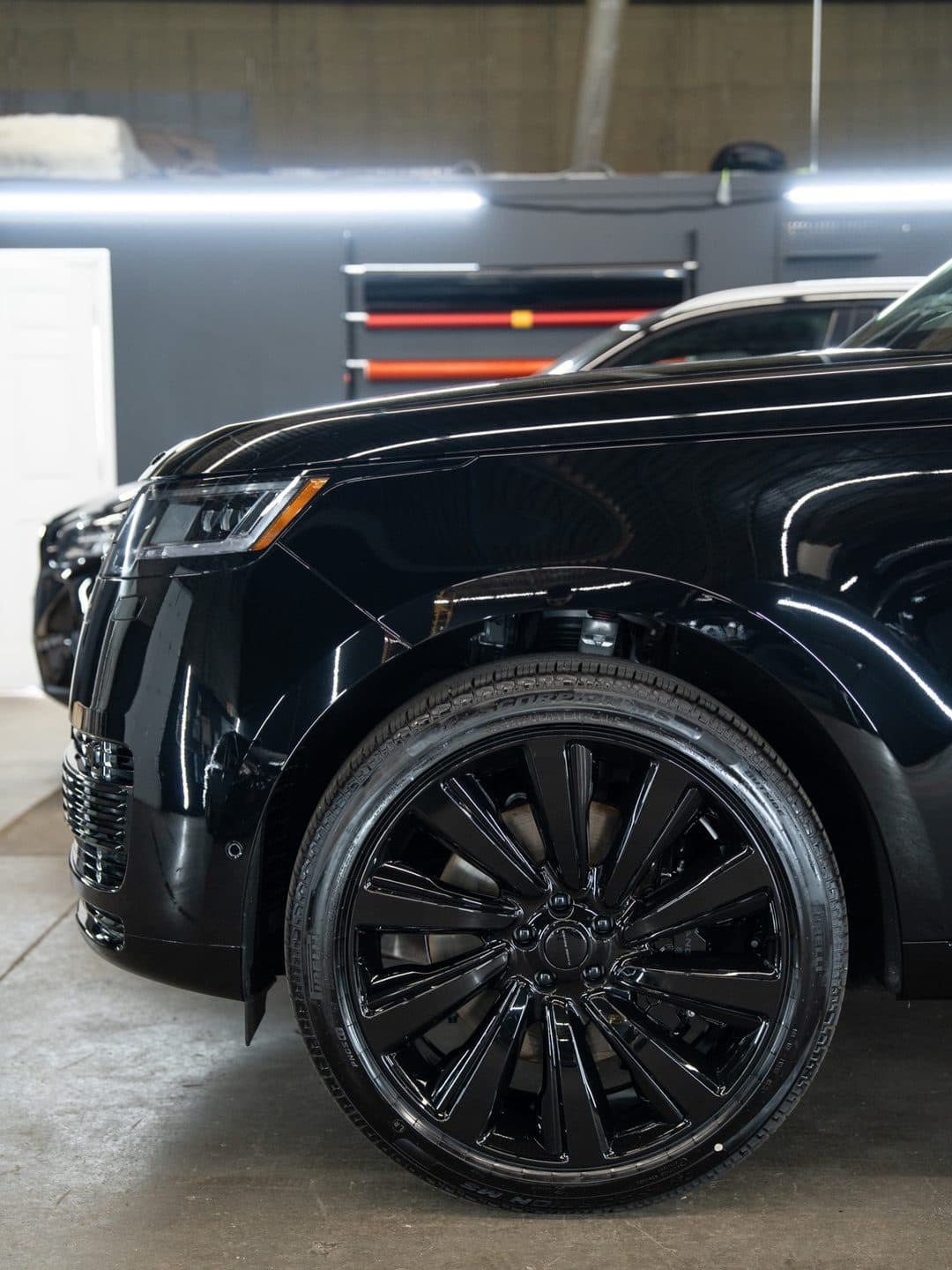 2026 Range Rover SV, ppf + gold ceramic at Woks Detailing, photo 8