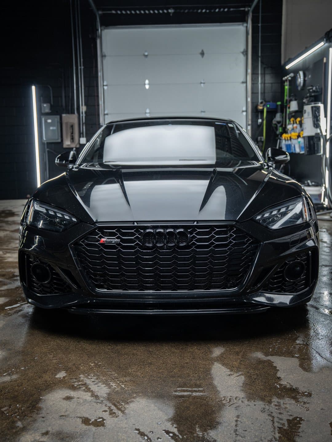 In-N-Out Maintenance work at Woks Detailing in Rockford