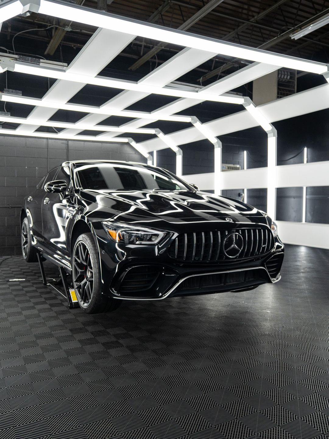 Mercedes-AMG GT 63, Paint correction + carbon spoiler + chrome delete