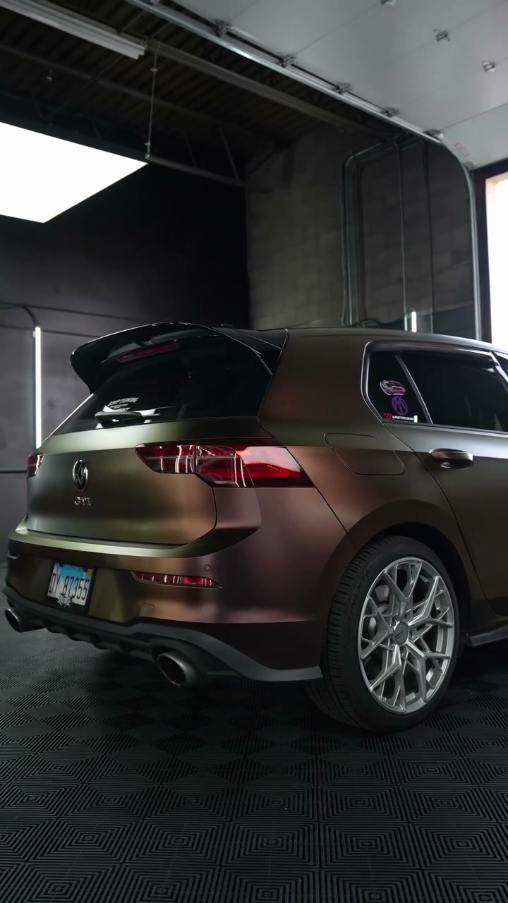 Volkswagen GTI, Paintless dent repair + carbon roof PPF